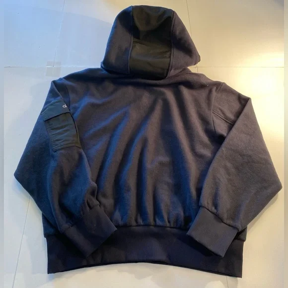 Alo Yoga Dark Navy/Black Chill Pullover Large  NWOT - Picture 9 of 9